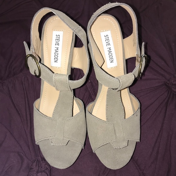 Steve Madden Wyliee Wedge - Picture 2 of 3